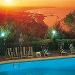 فندق Posillipo