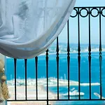 Posillipo فندق
