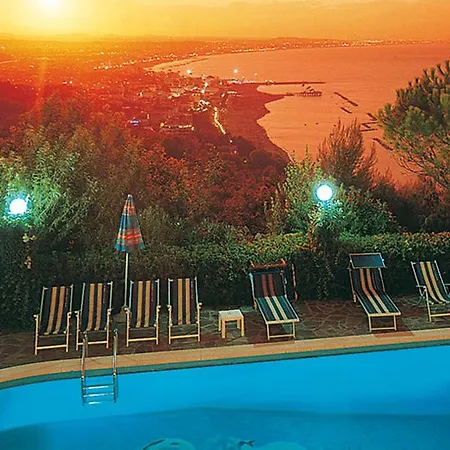 فندق Posillipo