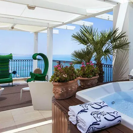 فندق Posillipo غابيتّشي ماري