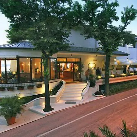 Hotel Posillipo 4*