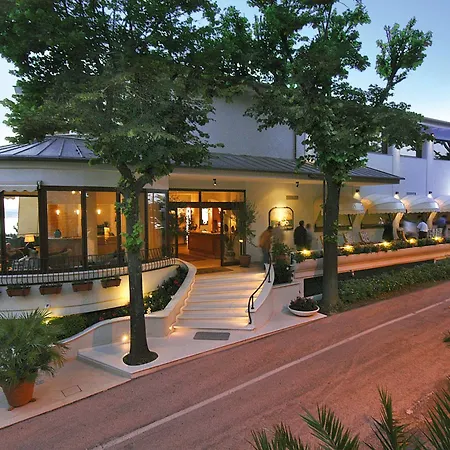 Posillipo Hotel 4*